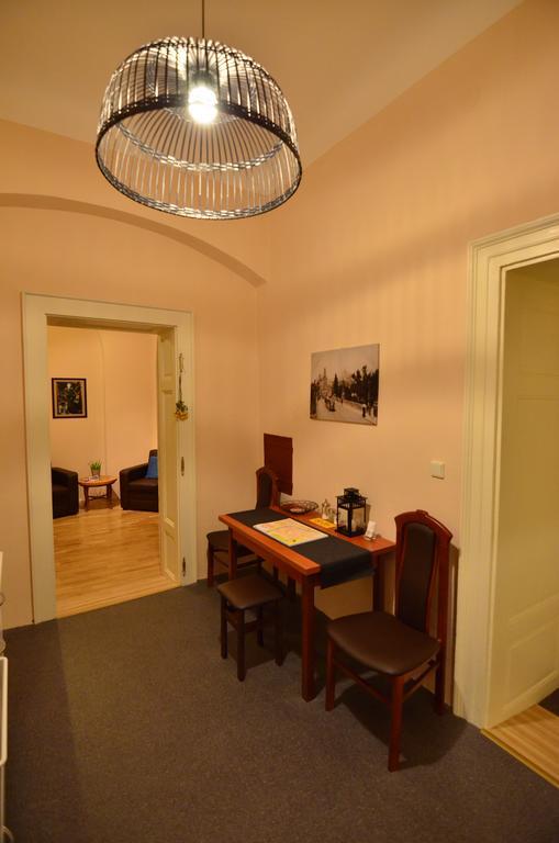 Pension Karlova Prag Exterior foto