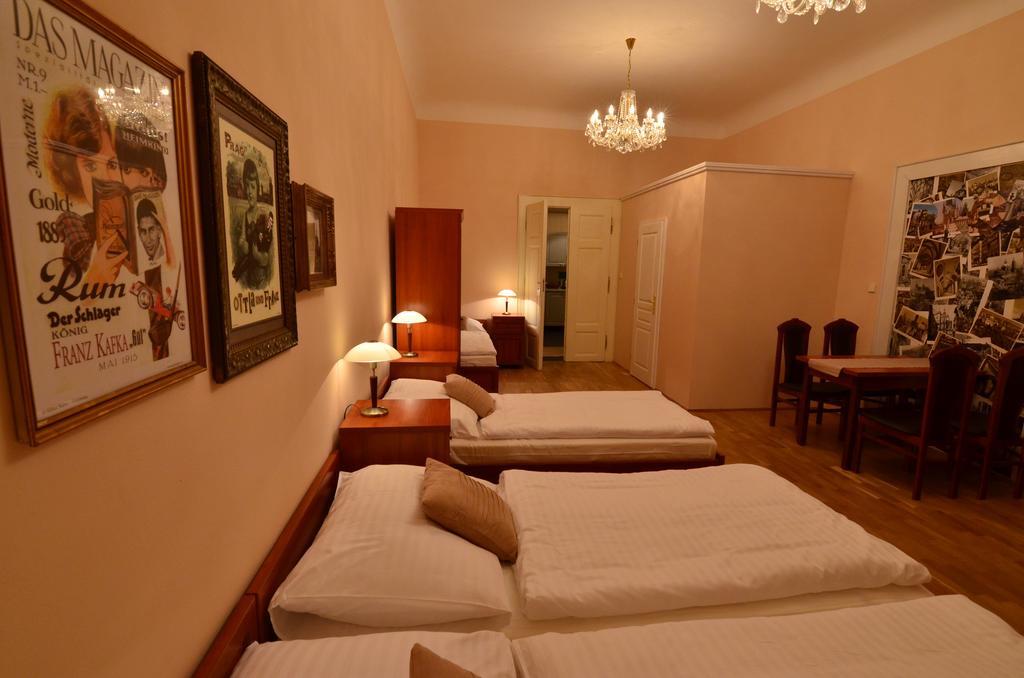 Pension Karlova Prag Exterior foto